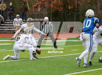 Thumbnail 1 in Pelham vs. Souhegan (NHIAA D2 Final) photogallery.