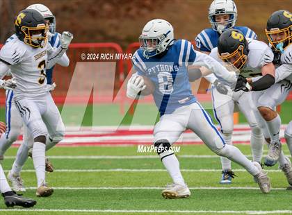 Thumbnail 2 in Pelham vs. Souhegan (NHIAA D2 Final) photogallery.