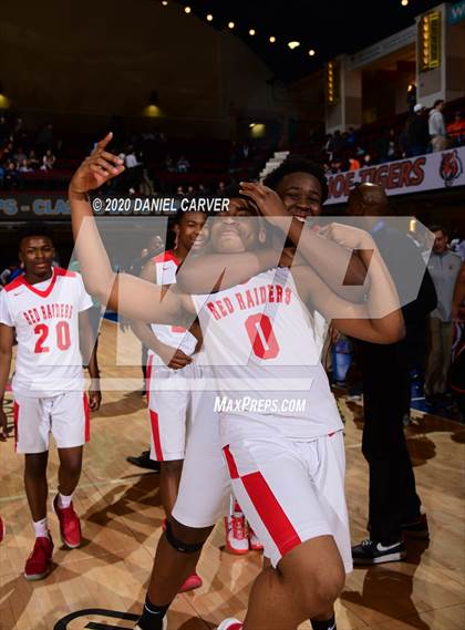 Thumbnail 2 in Tuckahoe vs. Hamilton (Section 1 Class C Final) photogallery.