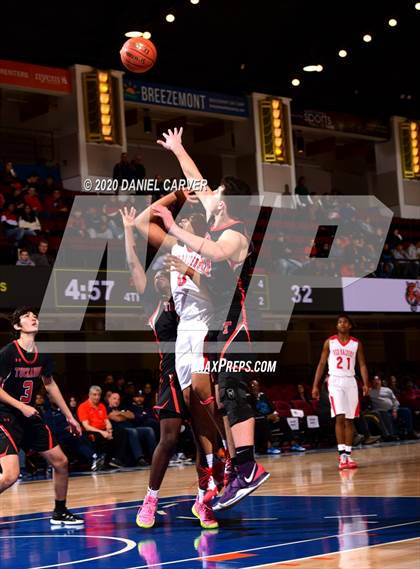 Thumbnail 3 in Tuckahoe vs. Hamilton (Section 1 Class C Final) photogallery.