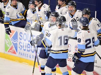 Thumbnail 3 in Valor Christian vs. Denver East - CHSAA 5A Quarterfinals photogallery.