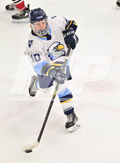 Thumbnail 1 in Valor Christian vs. Denver East - CHSAA 5A Quarterfinals photogallery.