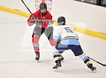 Thumbnail 2 in Valor Christian vs. Denver East - CHSAA 5A Quarterfinals photogallery.
