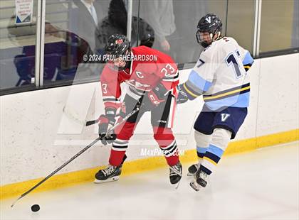 Thumbnail 2 in Valor Christian vs. Denver East - CHSAA 5A Quarterfinals photogallery.