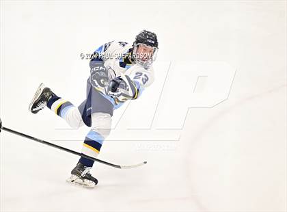 Thumbnail 1 in Valor Christian vs. Denver East - CHSAA 5A Quarterfinals photogallery.