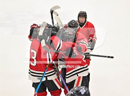 Thumbnail 2 in Valor Christian vs. Denver East - CHSAA 5A Quarterfinals photogallery.