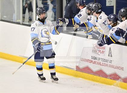 Thumbnail 1 in Valor Christian vs. Denver East - CHSAA 5A Quarterfinals photogallery.