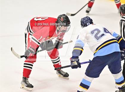 Thumbnail 3 in Valor Christian vs. Denver East - CHSAA 5A Quarterfinals photogallery.