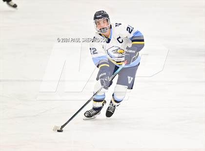 Thumbnail 2 in Valor Christian vs. Denver East - CHSAA 5A Quarterfinals photogallery.