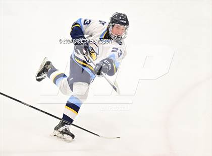 Thumbnail 3 in Valor Christian vs. Denver East - CHSAA 5A Quarterfinals photogallery.