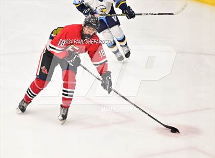 Thumbnail 1 in Valor Christian vs. Denver East - CHSAA 5A Quarterfinals photogallery.
