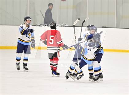 Thumbnail 2 in Valor Christian vs. Denver East - CHSAA 5A Quarterfinals photogallery.