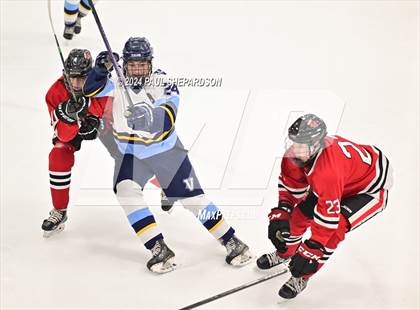 Thumbnail 2 in Valor Christian vs. Denver East - CHSAA 5A Quarterfinals photogallery.