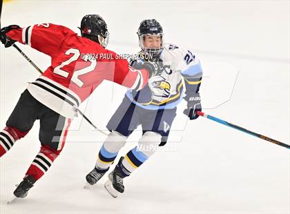 Thumbnail 3 in Valor Christian vs. Denver East - CHSAA 5A Quarterfinals photogallery.