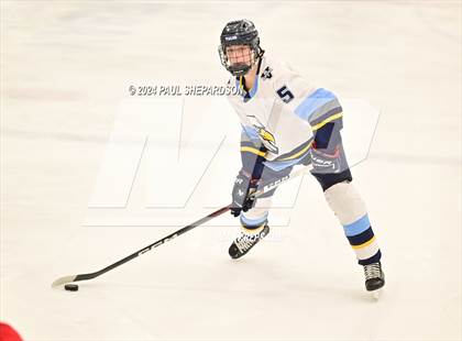 Thumbnail 1 in Valor Christian vs. Denver East - CHSAA 5A Quarterfinals photogallery.