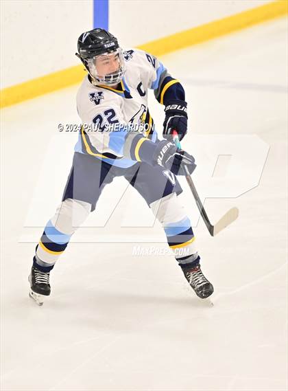 Thumbnail 2 in Valor Christian vs. Denver East - CHSAA 5A Quarterfinals photogallery.