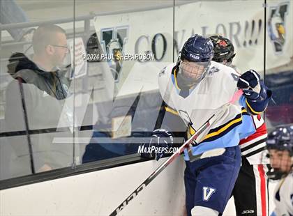 Thumbnail 3 in Valor Christian vs. Denver East - CHSAA 5A Quarterfinals photogallery.
