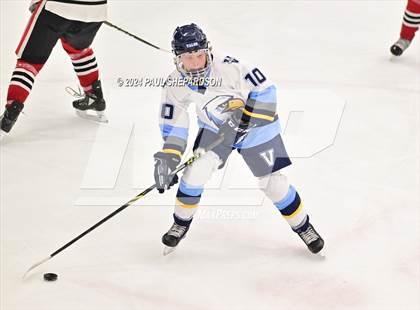 Thumbnail 2 in Valor Christian vs. Denver East - CHSAA 5A Quarterfinals photogallery.