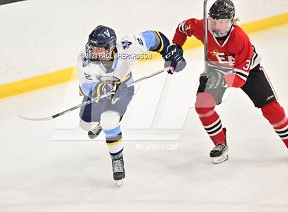 Thumbnail 2 in Valor Christian vs. Denver East - CHSAA 5A Quarterfinals photogallery.