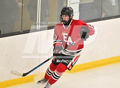 Thumbnail 3 in Valor Christian vs. Denver East - CHSAA 5A Quarterfinals photogallery.