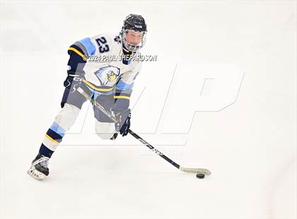 Thumbnail 1 in Valor Christian vs. Denver East - CHSAA 5A Quarterfinals photogallery.