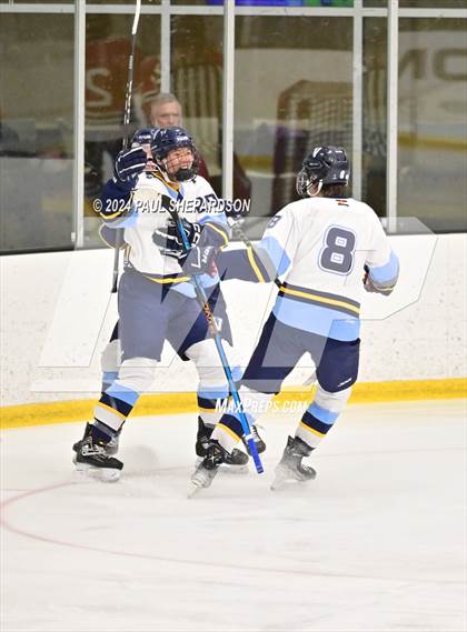 Thumbnail 2 in Valor Christian vs. Denver East - CHSAA 5A Quarterfinals photogallery.