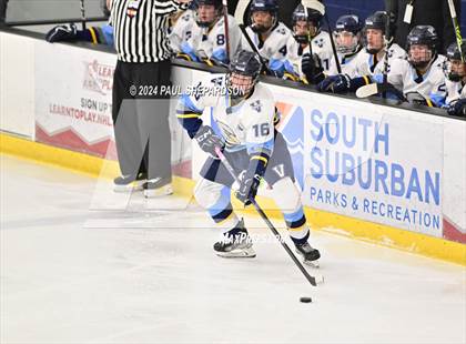 Thumbnail 2 in Valor Christian vs. Denver East - CHSAA 5A Quarterfinals photogallery.