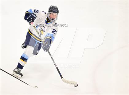 Thumbnail 1 in Valor Christian vs. Denver East - CHSAA 5A Quarterfinals photogallery.