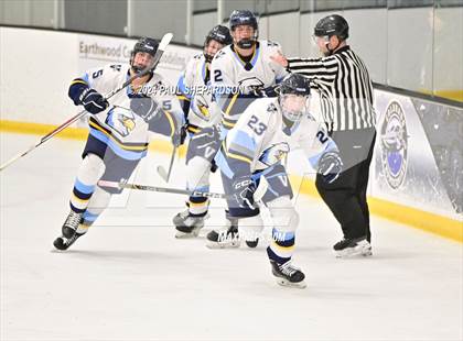 Thumbnail 1 in Valor Christian vs. Denver East - CHSAA 5A Quarterfinals photogallery.