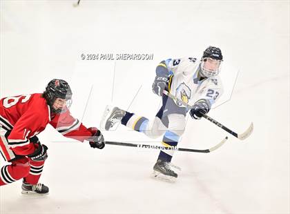 Thumbnail 2 in Valor Christian vs. Denver East - CHSAA 5A Quarterfinals photogallery.