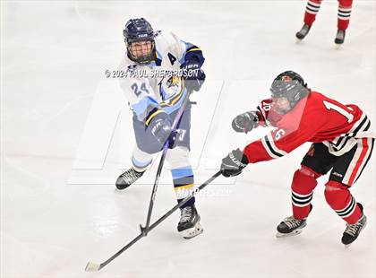 Thumbnail 2 in Valor Christian vs. Denver East - CHSAA 5A Quarterfinals photogallery.