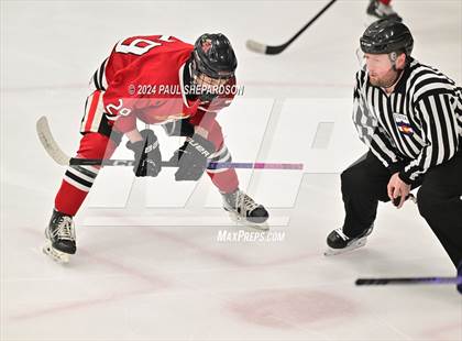 Thumbnail 3 in Valor Christian vs. Denver East - CHSAA 5A Quarterfinals photogallery.