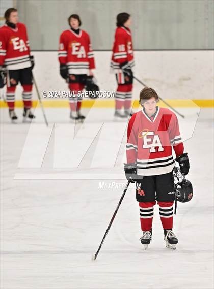Thumbnail 2 in Valor Christian vs. Denver East - CHSAA 5A Quarterfinals photogallery.
