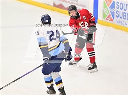 Thumbnail 2 in Valor Christian vs. Denver East - CHSAA 5A Quarterfinals photogallery.