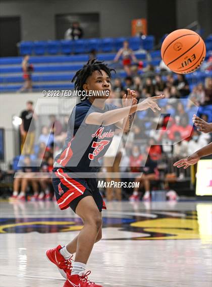 Thumbnail 1 in Jacksonville vs. Marion (AAA 5A State Playoffs) photogallery.