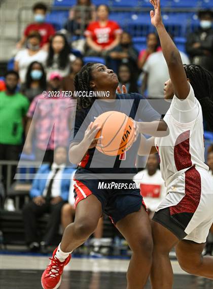 Thumbnail 2 in Jacksonville vs. Marion (AAA 5A State Playoffs) photogallery.