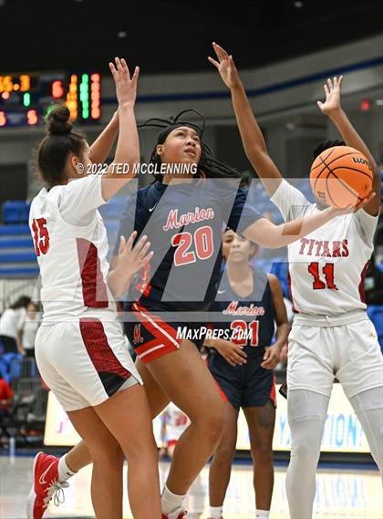 Thumbnail 1 in Jacksonville vs. Marion (AAA 5A State Playoffs) photogallery.