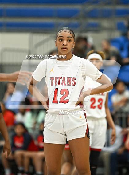 Thumbnail 1 in Jacksonville vs. Marion (AAA 5A State Playoffs) photogallery.