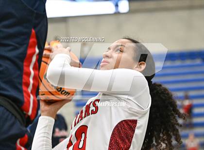 Thumbnail 3 in Jacksonville vs. Marion (AAA 5A State Playoffs) photogallery.