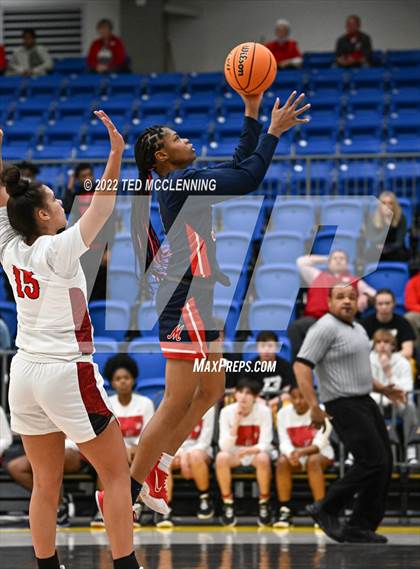 Thumbnail 1 in Jacksonville vs. Marion (AAA 5A State Playoffs) photogallery.