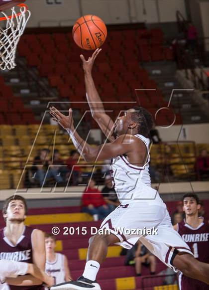Thumbnail 3 in Sunrise Christian Academy vs. Bridgeport (Fantasy of Lights) photogallery.