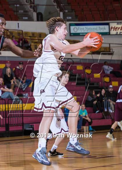 Thumbnail 2 in Sunrise Christian Academy vs. Bridgeport (Fantasy of Lights) photogallery.