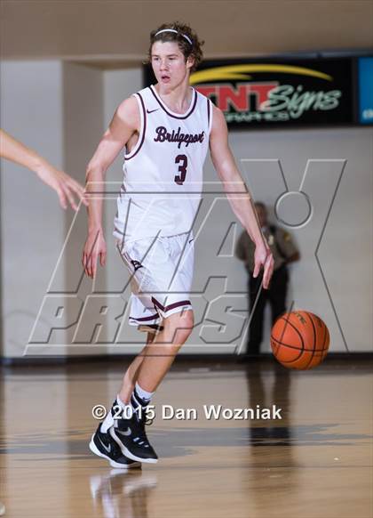 Thumbnail 1 in Sunrise Christian Academy vs. Bridgeport (Fantasy of Lights) photogallery.