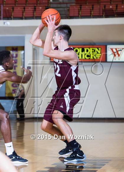 Thumbnail 2 in Sunrise Christian Academy vs. Bridgeport (Fantasy of Lights) photogallery.