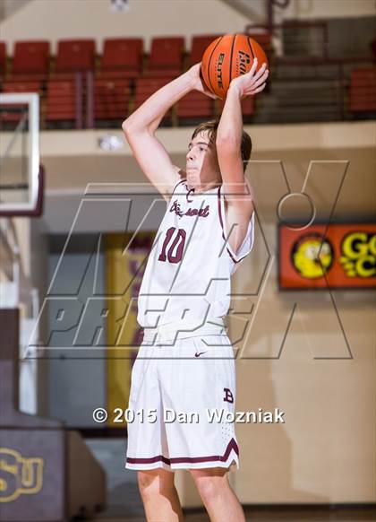 Thumbnail 3 in Sunrise Christian Academy vs. Bridgeport (Fantasy of Lights) photogallery.