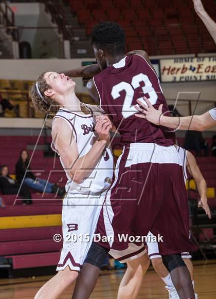 Thumbnail 2 in Sunrise Christian Academy vs. Bridgeport (Fantasy of Lights) photogallery.