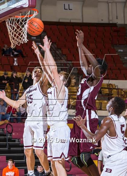 Thumbnail 3 in Sunrise Christian Academy vs. Bridgeport (Fantasy of Lights) photogallery.