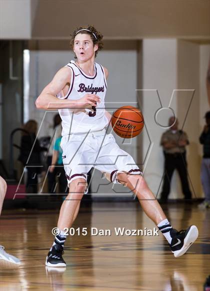 Thumbnail 2 in Sunrise Christian Academy vs. Bridgeport (Fantasy of Lights) photogallery.