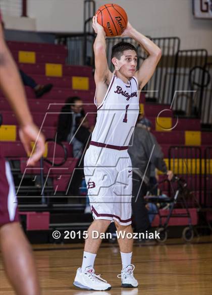 Thumbnail 2 in Sunrise Christian Academy vs. Bridgeport (Fantasy of Lights) photogallery.