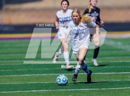 Thumbnail 3 in Bellevue East vs. Kearney photogallery.